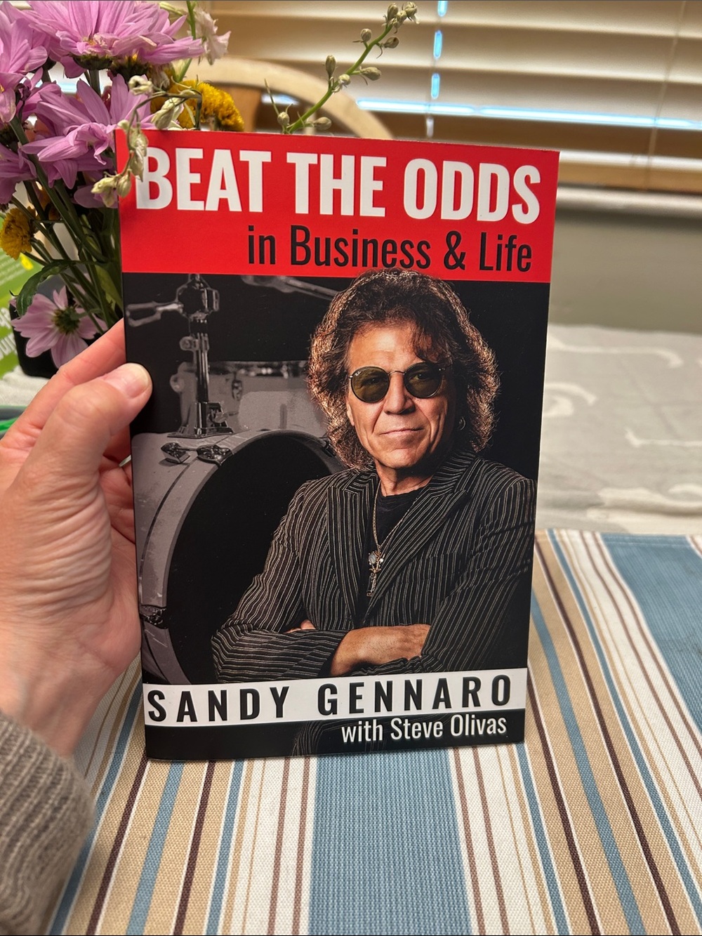 Beat the Odds in Business & Life by Sandy Gennaro - Red & Black Cover